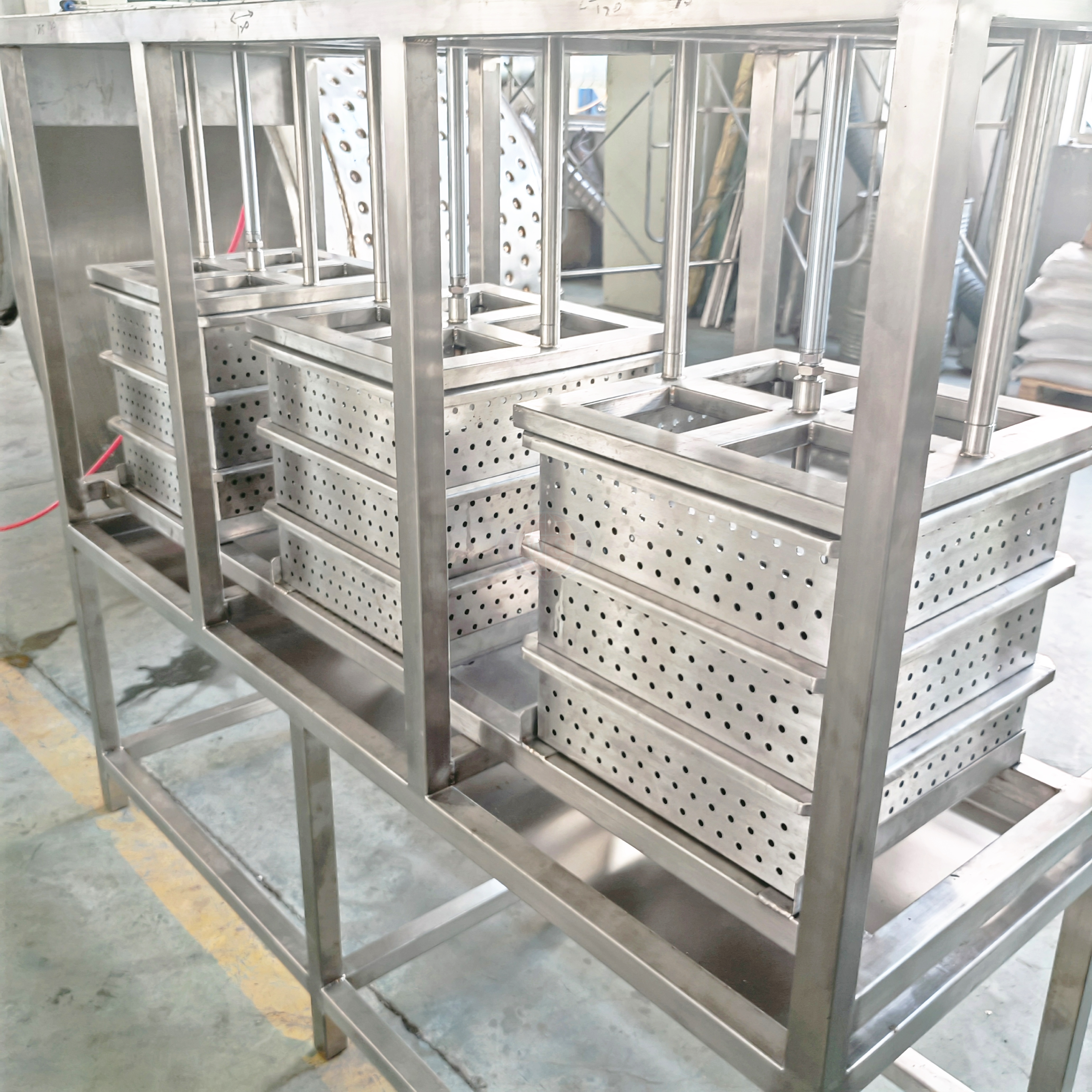 Automatisierte Produktionslinie f&uuml;r Schmelzk&auml;se